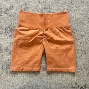 NVGTN Scrunch Seamless Shorts